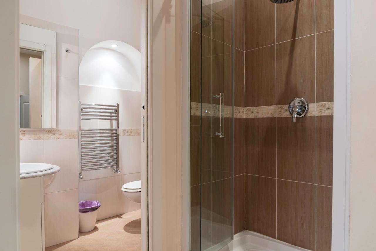 Tiberina Apartments - Rome Trastevere Luaran gambar